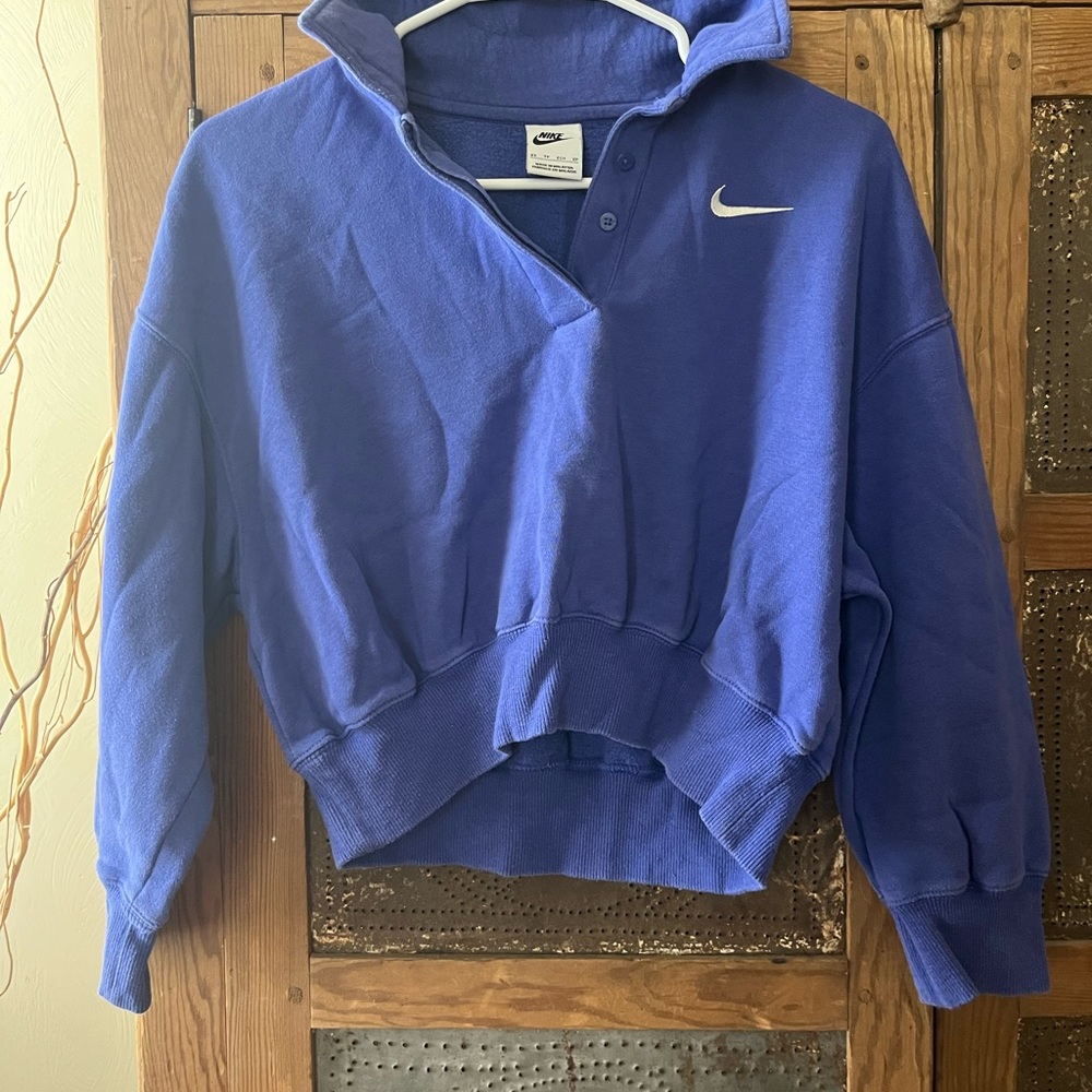 Nike Blue  Pullover Sweatshirt